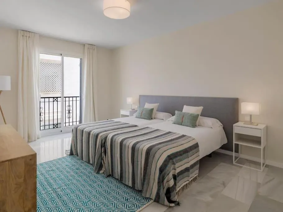 Stylish Sea View Apartment In Playas Del Duque Marbellac