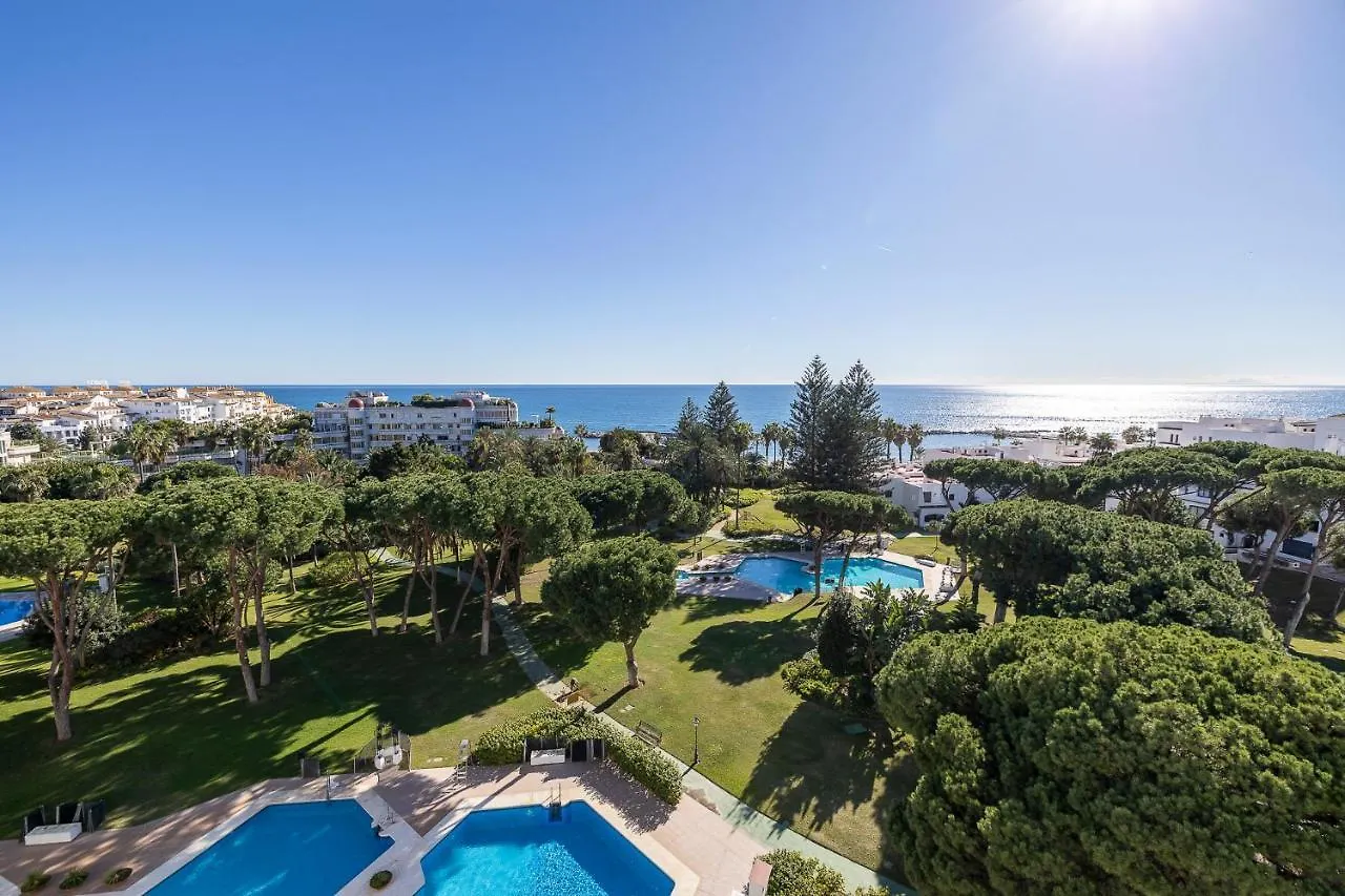 Stylish Sea View Apartment In Playas Del Duque Marbellac