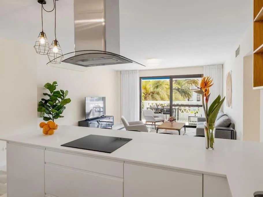 Stylish Sea View Apartment In Playas Del Duque Marbella 0*,  Spain